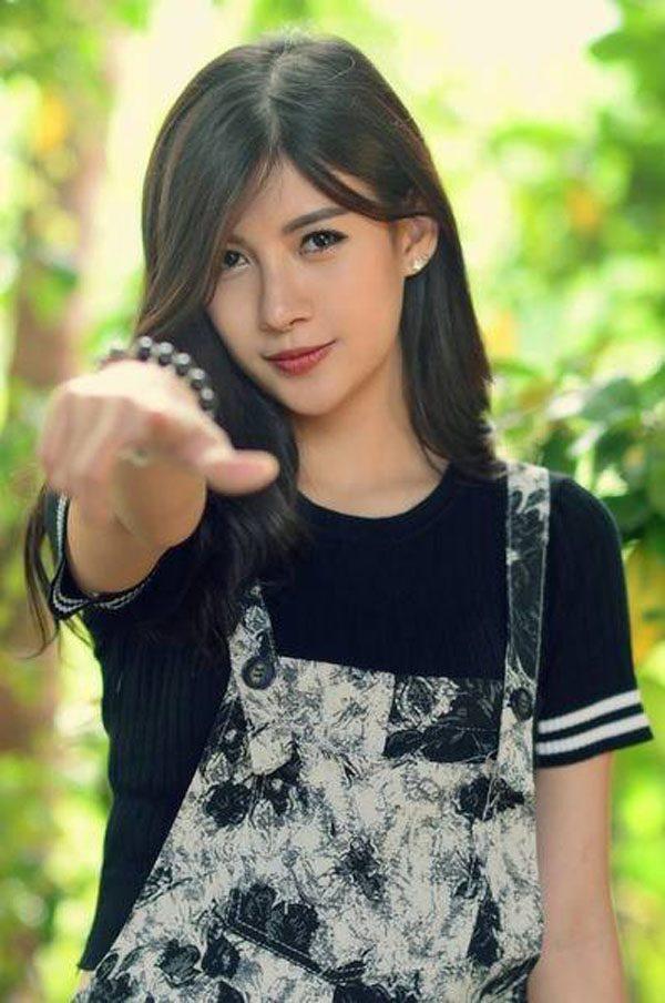嘴唇直播下载 蛇蝎美人